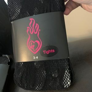 Torrid old sKool sexxxy tights- fishnet!!🖤🖤